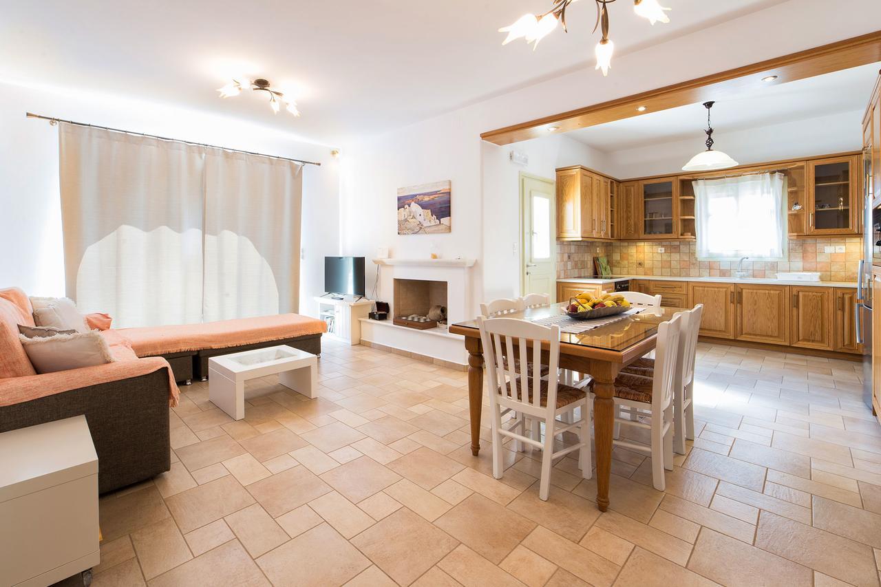 Villa San Dimitrio House On The Beach Логарас Экстерьер фото